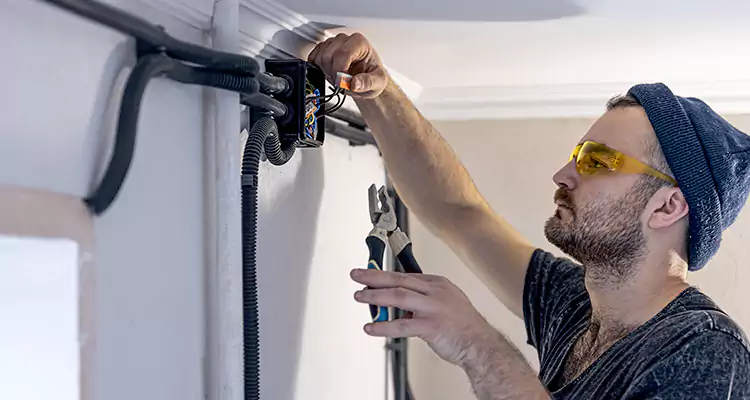 Garage Door Opener Cable Repair in Poinciana, FL