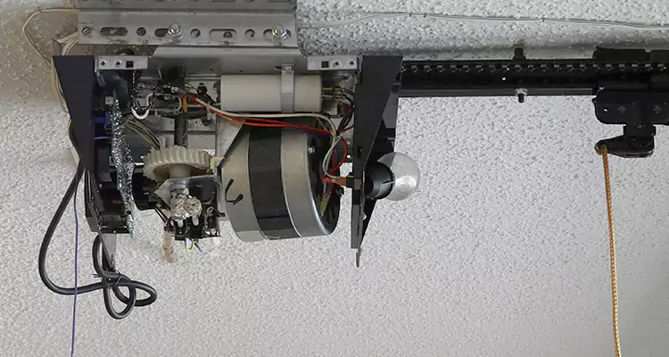Emergency Garage Door Opener Repair in Poinciana, FL