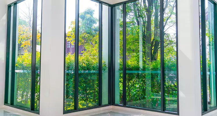 Emergency Balcony Door Glass Repair in Poinciana, FL