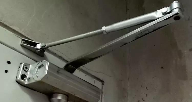 Door Closer Oil Leak Repair in Poinciana, FL