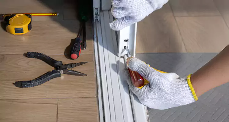 Closet Sliding Door Track Repair in Poinciana, FL