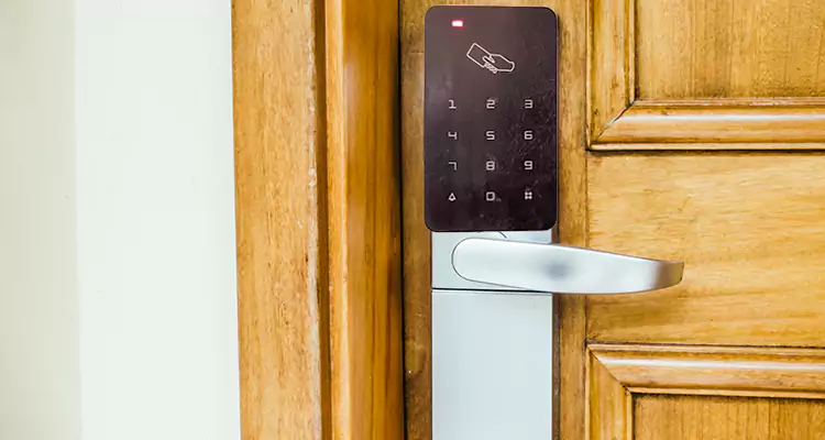 Keyless Hotel Door Locks Repair in Poinciana, FL