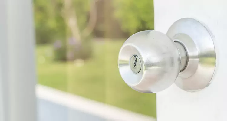 Patio Door Mechanism Jammed in Poinciana, FL