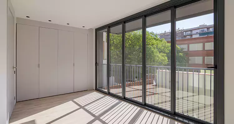 Fix Sliding Screen Door Track in Poinciana, FL