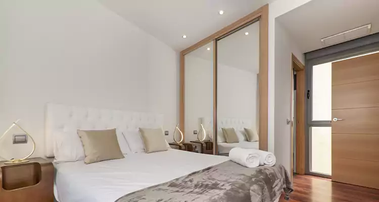 Sliding Wardrobe Door Mirror Replacement in Poinciana, FL